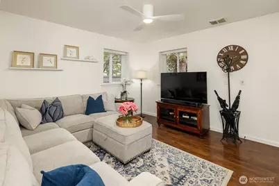 23 Prospect Street, Seattle, WA 98109 - Photo 24