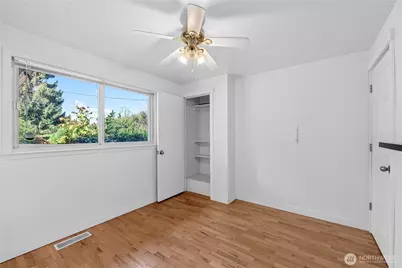 13812 9th Place S, Burien, WA 98168 - Photo 18