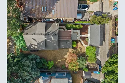 734 N 75th Street, Seattle, WA 98103 - Photo 28