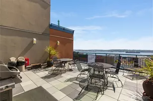 2415 2nd Ave, Seattle, WA 98121 - Photo 20