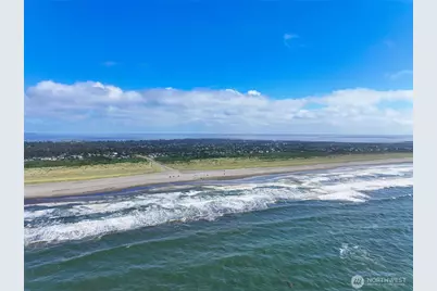 262 Oyhut Bay Boulevard SW #401, Ocean Shores, WA 98569 - Photo 30