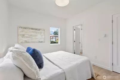448 Front Street N, Issaquah, WA 98027 - Photo 30