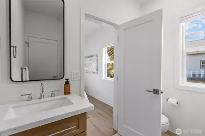 448 Front Street N, Issaquah, WA 98027 - Photo 32