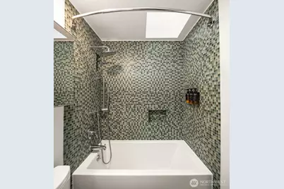 607 23rd Avenue E, Seattle, WA 98112 - Photo 14