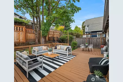 607 23rd Avenue E, Seattle, WA 98112 - Photo 22