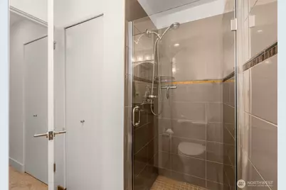 500 Fifth Avenue W #505, Seattle, WA 98119 - Photo 18