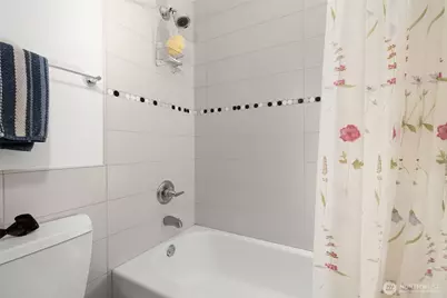 500 Fifth Avenue W #505, Seattle, WA 98119 - Photo 22