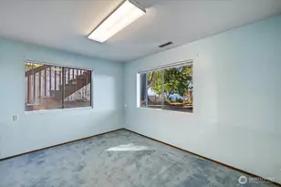 4605 Baker Dr, Everett, WA 98203 - Photo 32