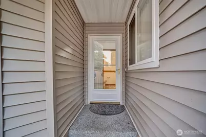 15 87th Avenue NE #B, Lake Stevens, WA 98258 - Photo 2