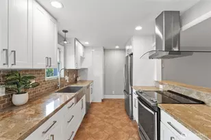 3712 37th Ave SW, Seattle, WA 98126 - Photo 12