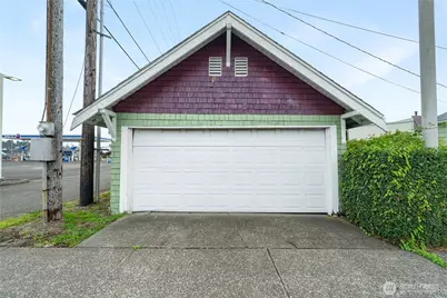 722 W State Street, Aberdeen, WA 98520 - Photo 2