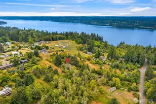 10607 SW 112th St, Vashon, WA 98070 - Photo 12