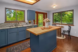 10607 SW 112th St, Vashon, WA 98070 - Photo 20