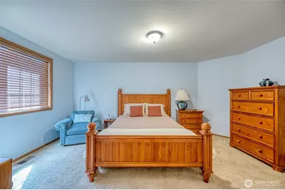 10224 189th Street Ct E, Puyallup, WA 98374 - Photo 10
