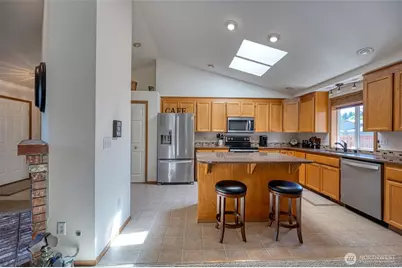 10224 189th Street Ct E, Puyallup, WA 98374 - Photo 8