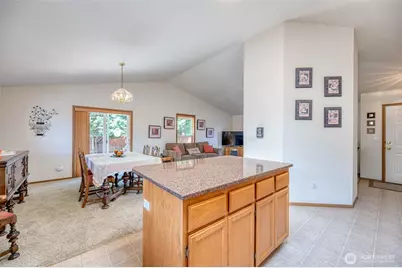 10224 189th Street Ct E, Puyallup, WA 98374 - Photo 6