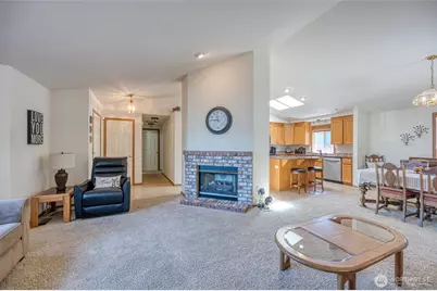 10224 189th Street Ct E, Puyallup, WA 98374 - Photo 4