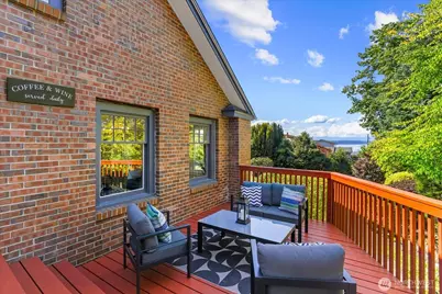 9819 Cherry Street, Edmonds, WA 98020 - Photo 24