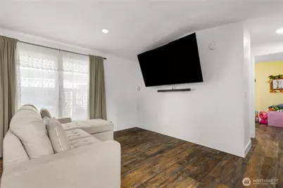 13708 108th Street Ct E #4, Puyallup, WA 98374 - Photo 6