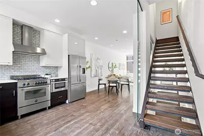 313 Valley Street, Seattle, WA 98109 - Photo 10