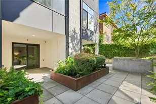 313 Valley St, Seattle, WA 98109 - Photo 22