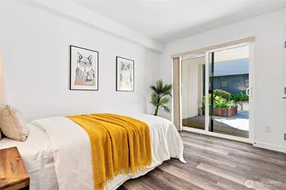 313 Valley Street, Seattle, WA 98109 - Photo 18