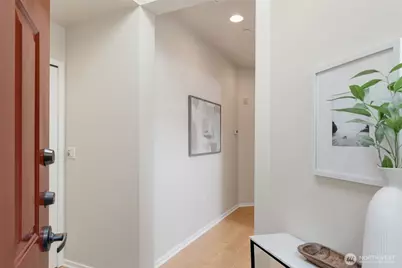 1709 134th Avenue SE #22, Bellevue, WA 98005 - Photo 2