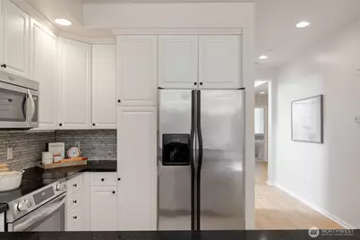 1709 134th Avenue SE #22, Bellevue, WA 98005 - Photo 12