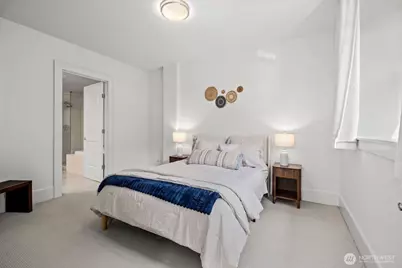 1 Ward Street #3, Seattle, WA 98109 - Photo 24