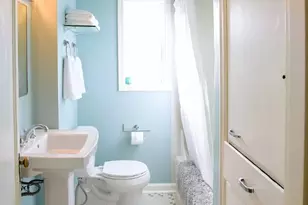 9202 17th Ave SW, Seattle, WA 98106 - Photo 6