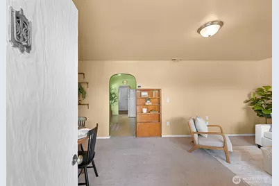 905 Broadway Street, Arlington, WA 98223 - Photo 4