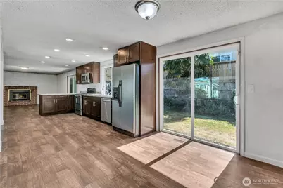 12405 SE 270th Street, Kent, WA 98030 - Photo 10