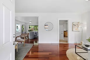 626 W Emerson St, Seattle, WA 98119 - Photo 2