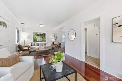 626 W Emerson Street, Seattle, WA 98119 - Photo 6