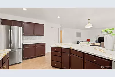 7108 153rd Avenue NE, Redmond, WA 98052 - Photo 18