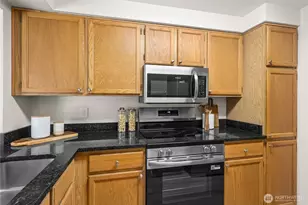8615 139th Ave NE, Redmond, WA 98052 - Photo 12