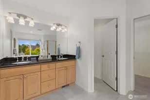 18727 33rd Ave SE, Bothell, WA 98012 - Photo 22
