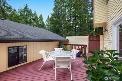 1801 Evergreen Park Court SW #19, Olympia, WA 98502 - Photo 4