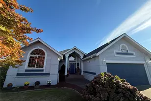 2557 Lakeridge Dr, Ferndale, WA 98248 - Photo 2