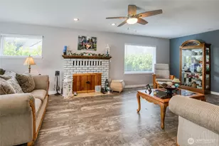 218 B St, Cosmopolis, WA 98537 - Photo 16