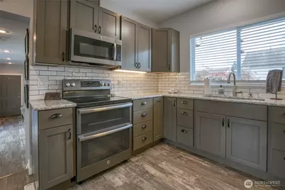 218 B Street, Cosmopolis, WA 98537 - Photo 10