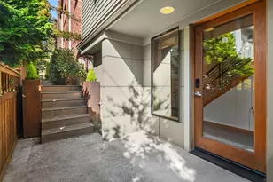 2423 N 75th St, Seattle, WA 98103 - Photo 4
