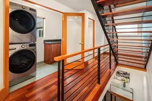 2423 N 75th St, Seattle, WA 98103 - Photo 10