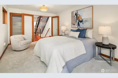 2423 N 75th Street, Seattle, WA 98103 - Photo 8