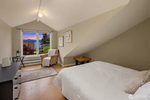 4712 SW Brace Point Dr, Seattle, WA 98136 - Photo 4