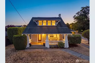 1557 Thorndyke Avenue W, Seattle, WA 98199 - Photo 1