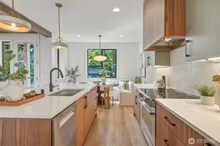 1218 NE 103rd St, Seattle, WA 98125 - Photo 4