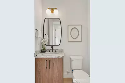 1218 NE 103rd Street, Seattle, WA 98125 - Photo 6