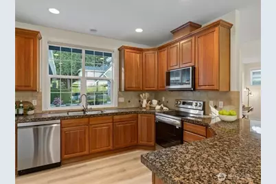 24515 NE Vine Maple Way, Redmond, WA 98053 - Photo 4