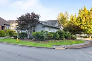 24515 NE Vine Maple Way, Redmond, WA 98053 - Photo 30